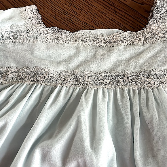 NWTChristianDiorFabulousNightGown.SaksFifthAve.Baby Blue.Luxurious Lace.VTG&rare - Picture 10 of 10